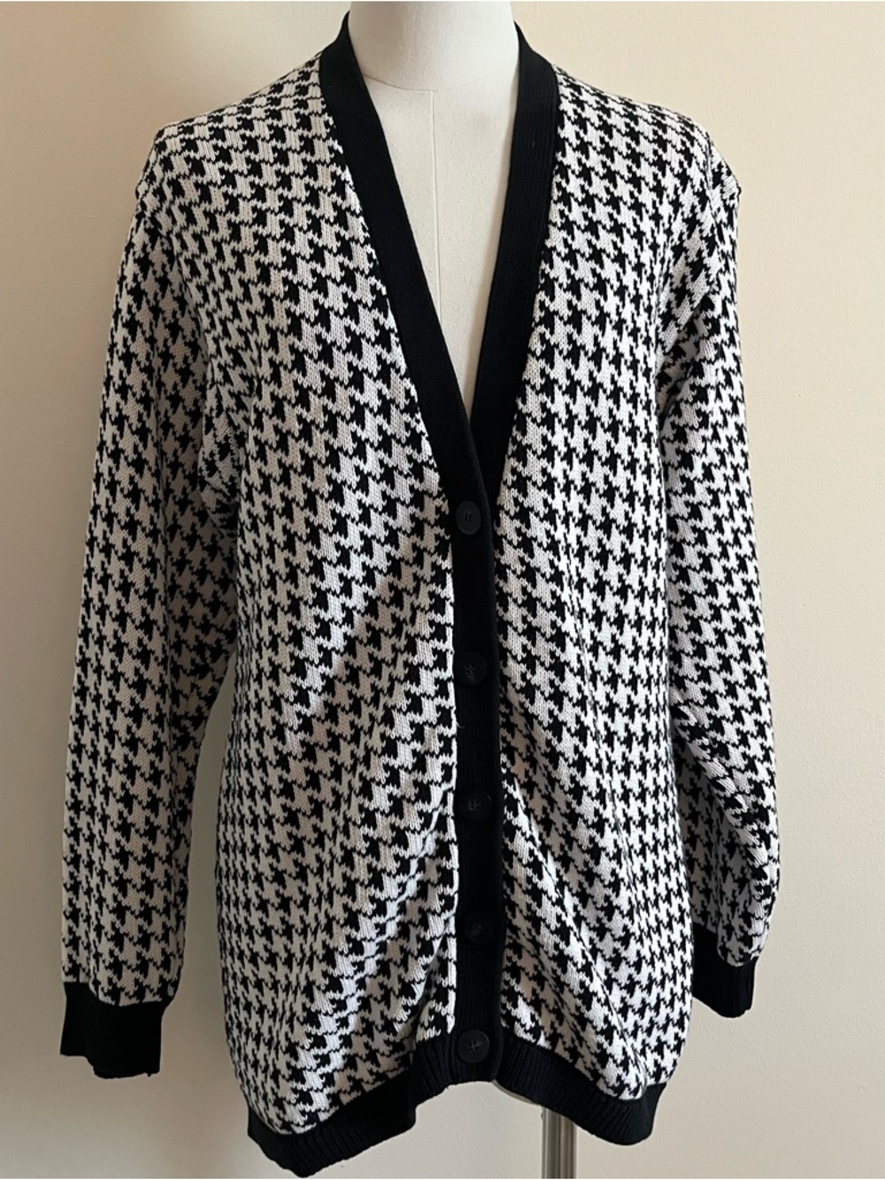 Liz sport houndstooth cardigan